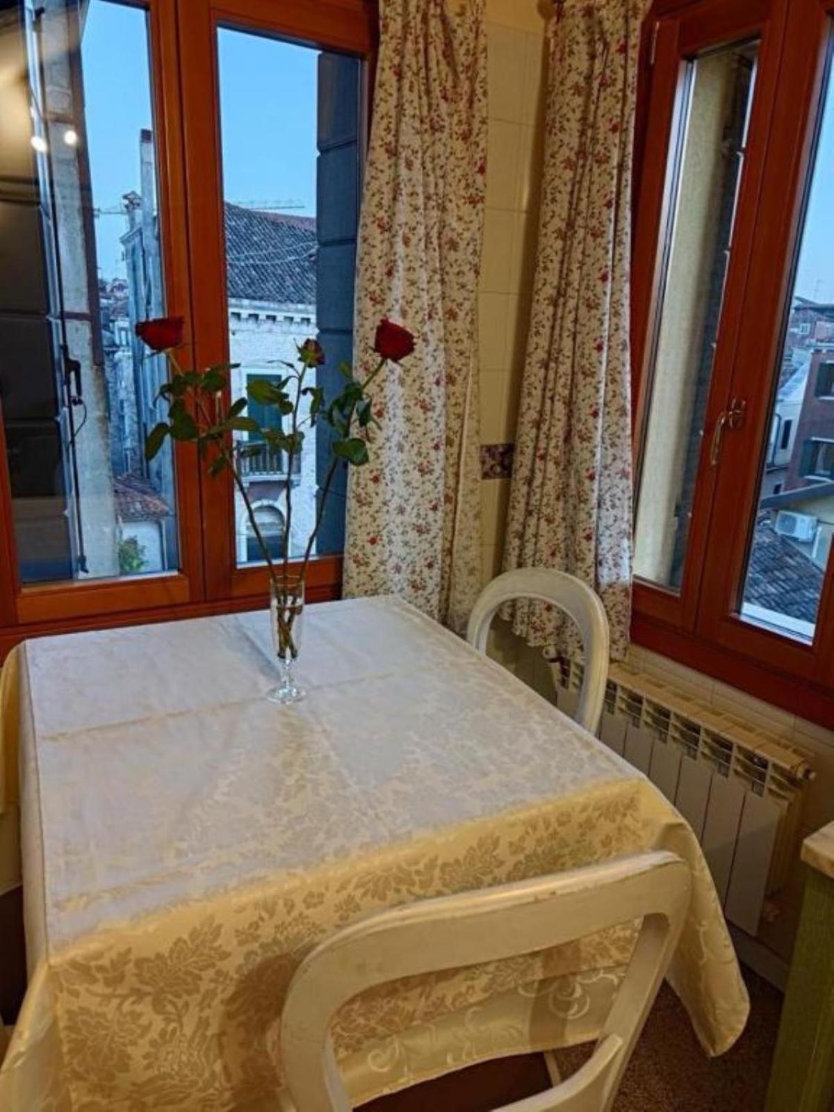 Emanuela'S Flat Apartment Venice Exterior photo
